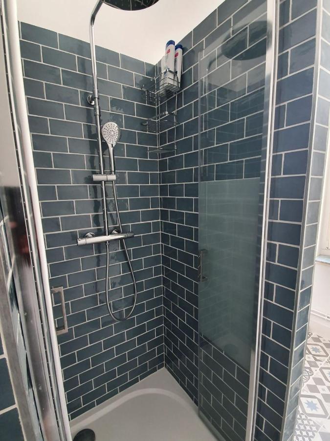 Charmant Appartement Au Coeur De Toul Bagian luar foto