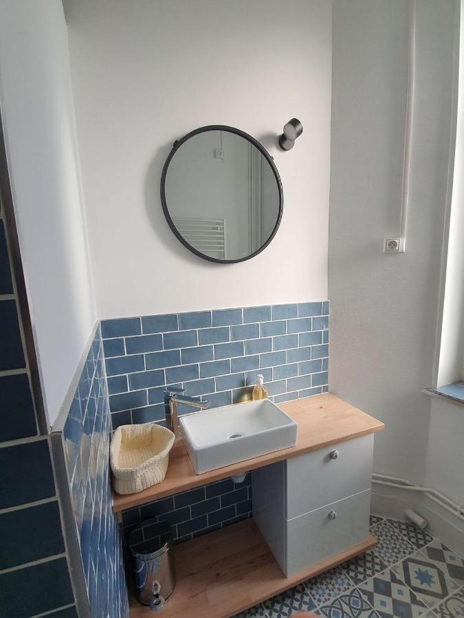 Charmant Appartement Au Coeur De Toul Bagian luar foto