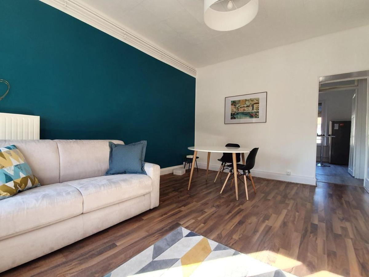 Charmant Appartement Au Coeur De Toul Bagian luar foto